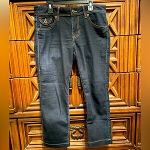 Dk. Blue Cropped Jeans. Size Junior 11